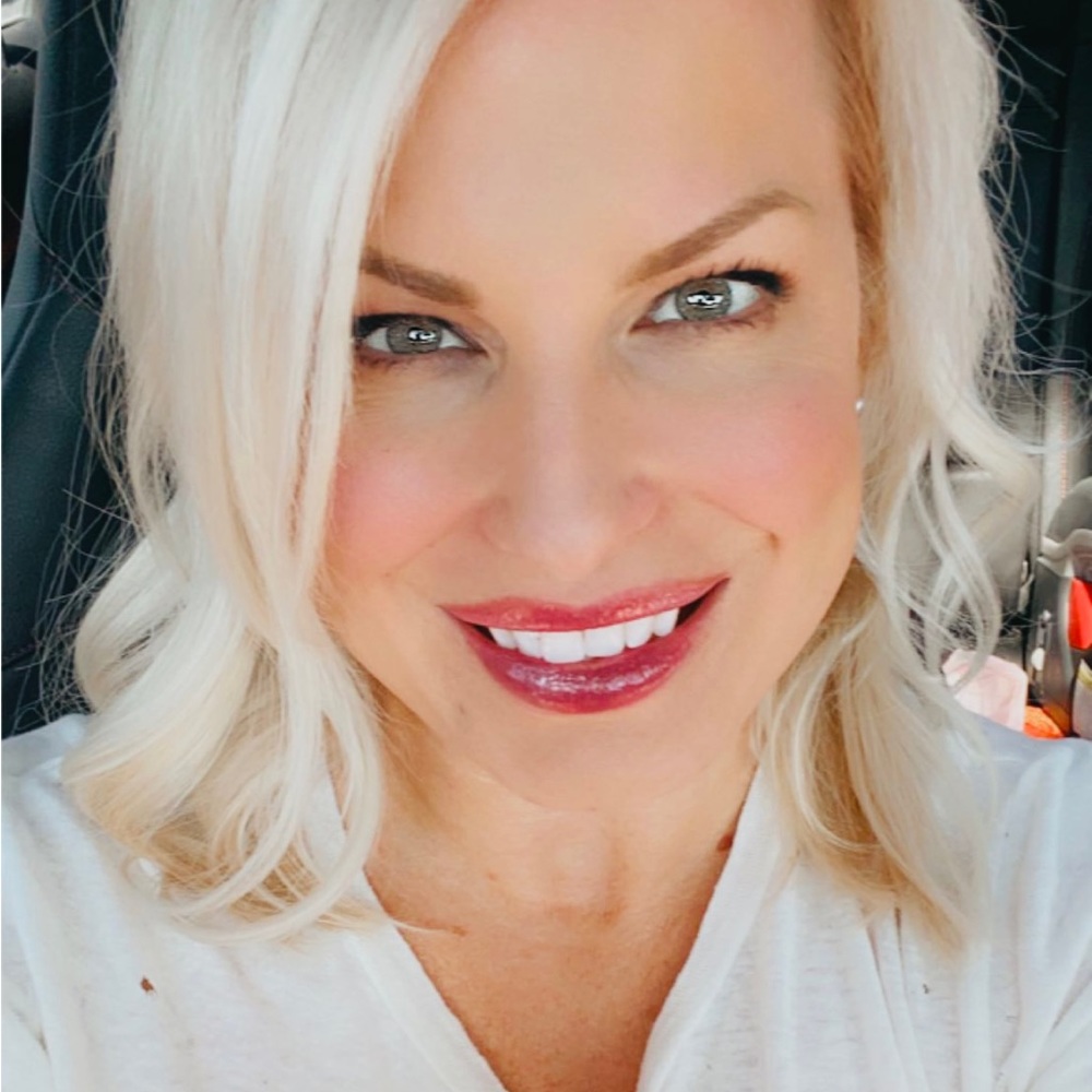 Meet your Posher, Amy